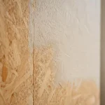 Ce rendu sur OSB surprend même après une finition soignée